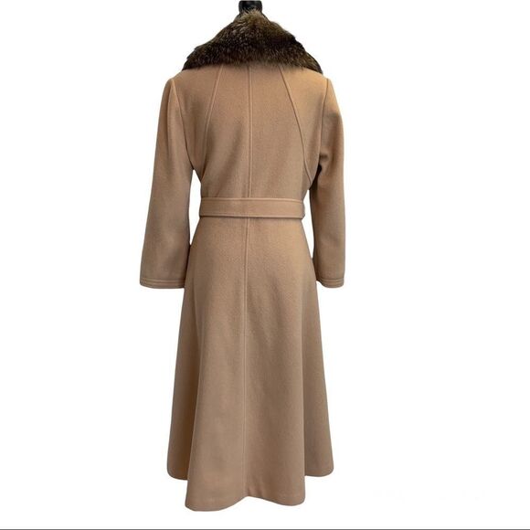 Jeremy Scott Tan Belted Coat with Fur Collar - Picture 3 of 12